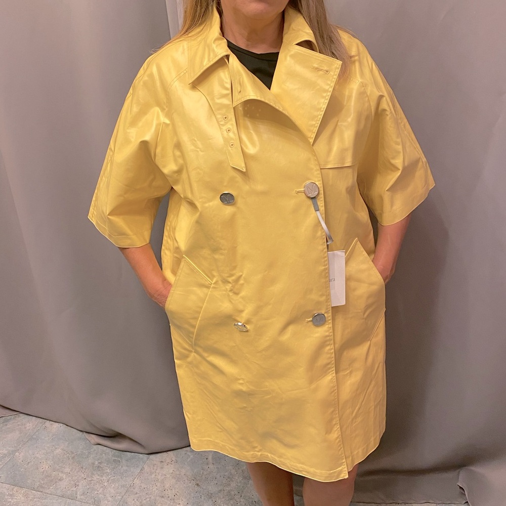 MaxMara yellow lemone rain coat trench NWT